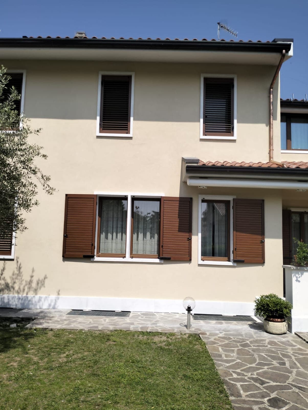 Dopo l'intervento di svuotamento garage a Verona